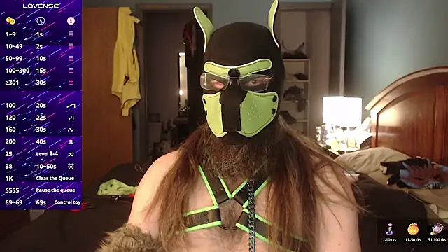 Snapshot of kinkywolf429 chatting on 11.18.25 kinkywolf429 online show from 11.18.25