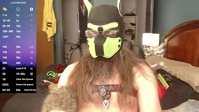 kinkywolf429 online show from 04.28.26