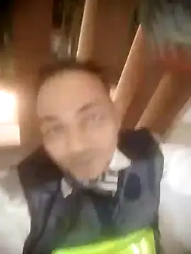 Snapshot of hot-man12@xh chatting on 12.16.25 hot-man12xh online show from 12.16.25