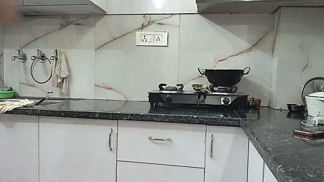 Zoya Varma004 online show from 01.27.25