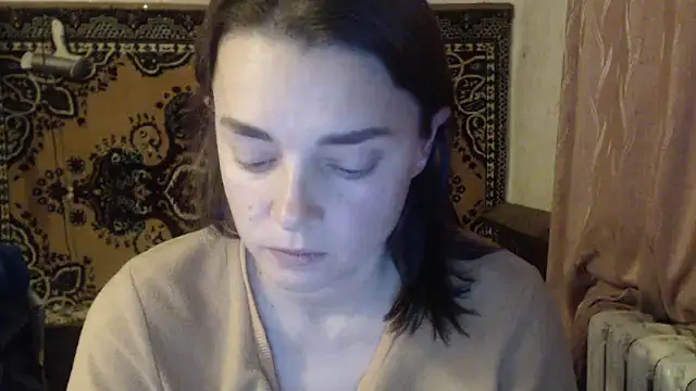 Snapshot of AlisaLaDiva chatting on 11.21.25 AlisaLaDiva online show from 11.21.25