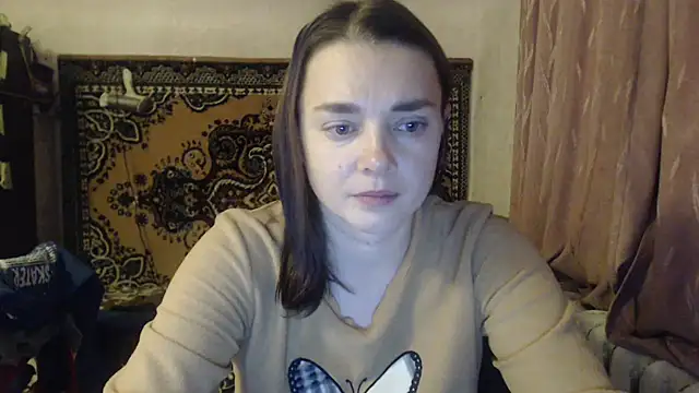 Snapshot of AlisaLaDiva chatting on 12.04.25 AlisaLaDiva online show from 12.04.25