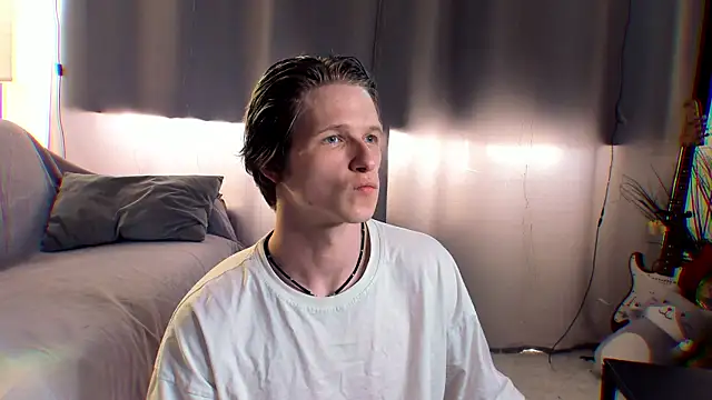 Breston Sweet online show from 06.12.26