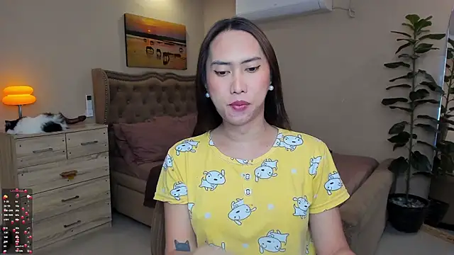 Snapshot of BombshellPH chatting on 07.26.26 BombshellPH online show from 07.26.26