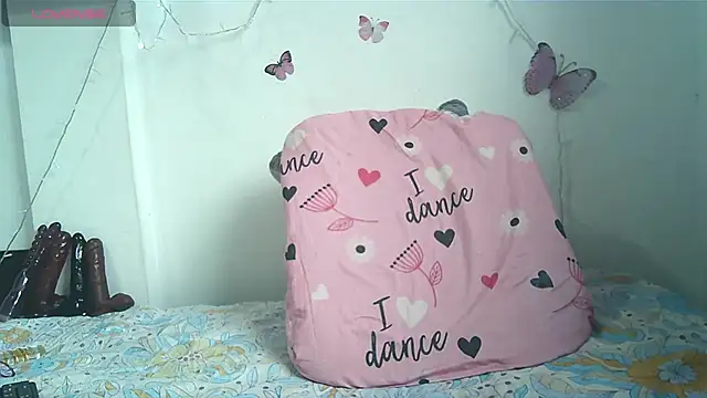 Snapshot of samantha_hot10 chatting on 02.19.25 samantha hot10 online show from 02.19.25