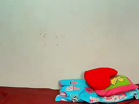 Snapshot of Karol_naughty chatting on 05.26.26 Karol naughty online show from 05.26.26