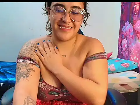 Snapshot of Karol_naughty chatting on 05.30.26 Karol naughty online show from 05.30.26