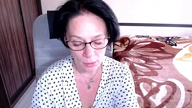 Snapshot of BelovedLady chatting on 03.06.25 BelovedLady online show from 03.06.25