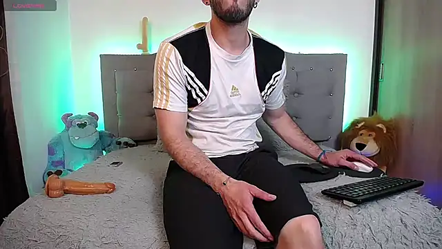 Danny hot fun online show from 01.18.25