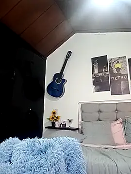 Keyla01  online show from 04.25.26