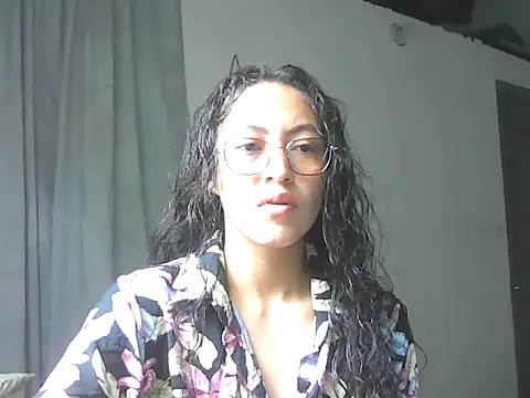 Olivia Bright online show from 03.19.26