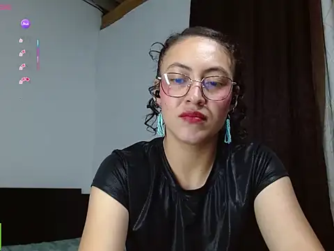 Olivia Bright online show from 04.20.26