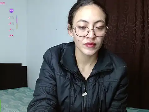 Olivia Bright online show from 04.26.26