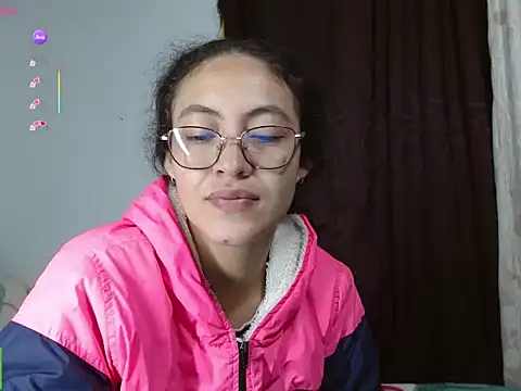 Olivia Bright online show from 06.11.26