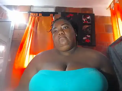 bustyboobsxxll online show from 06.07.26