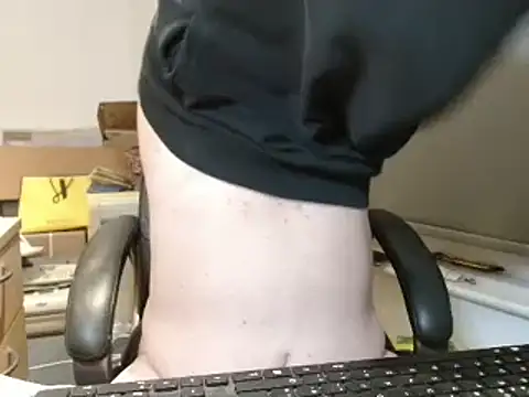 Snapshot of bigbadjon69 chatting on 12.17.24 bigbadjon69 online show from 12.17.24