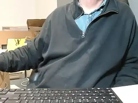 Snapshot of bigbadjon69 chatting on 01.04.25 bigbadjon69 online show from 01.04.25