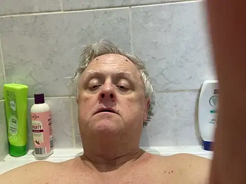 Snapshot of bigbadjon69 chatting on 01.29.25 bigbadjon69 online show from 01.29.25