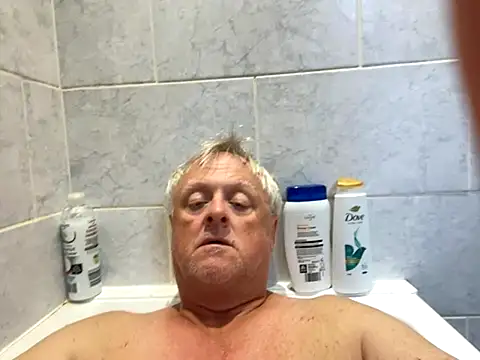 Snapshot of bigbadjon69 chatting on 09.09.25 bigbadjon69 online show from 09.09.25