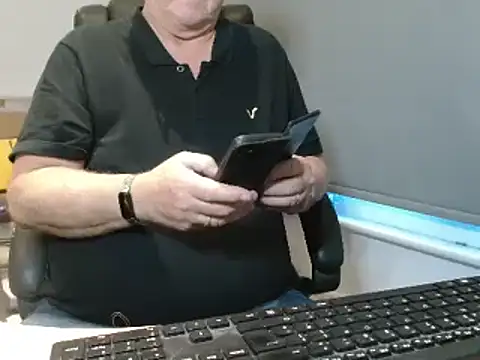 Snapshot of bigbadjon69 chatting on 11.27.25 bigbadjon69 online show from 11.27.25