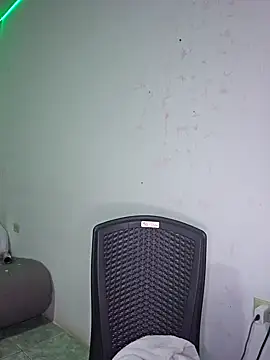 Mary pinkish online show from 12.16.24