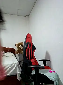 Mary pinkish online show from 10.02.25