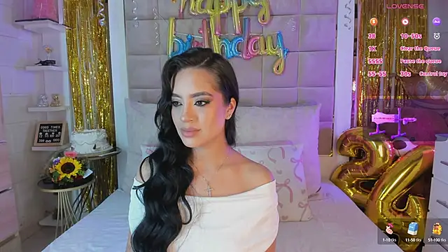 Victoria adaams online show from 03.07.25