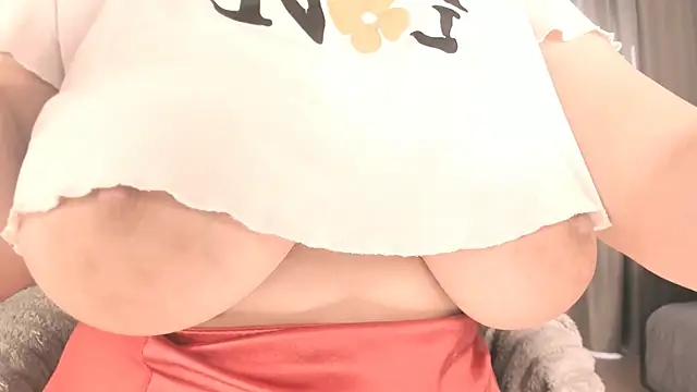 mia lui online show from 07.17.26