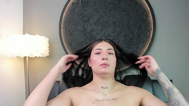 miss sharlotte18 online show from 01.25.25