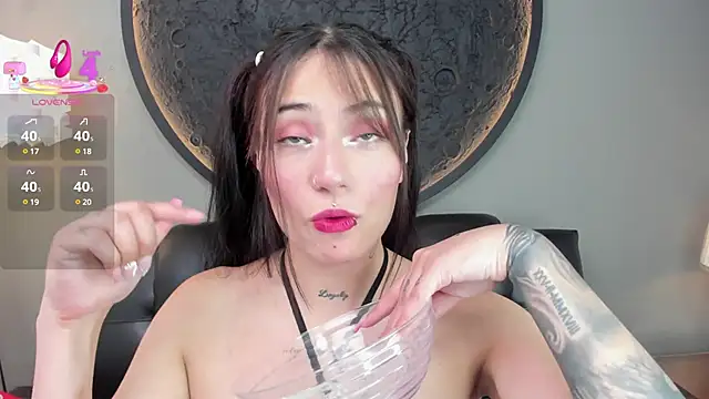 miss sharlotte18 online show from 02.26.25