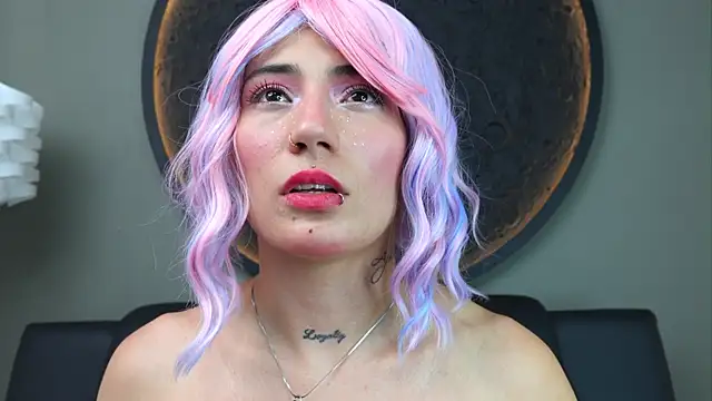 miss sharlotte18 online show from 10.10.25