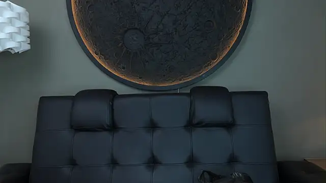 miss vaiolette online show from 10.24.25