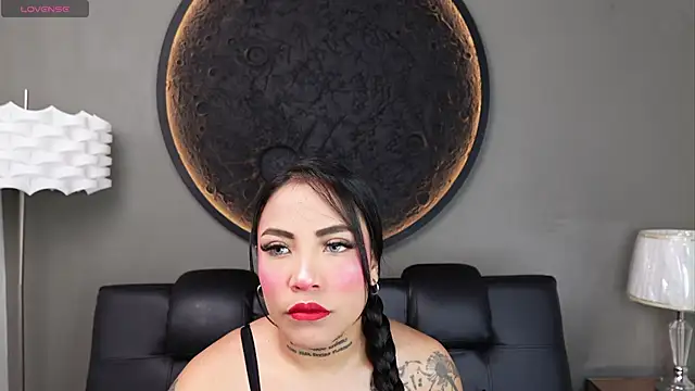 miss vaiolette online show from 04.22.26