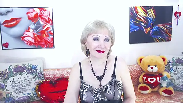 Snapshot of sexualxcharm chatting on 11.06.25 sexualxcharm online show from 11.06.25