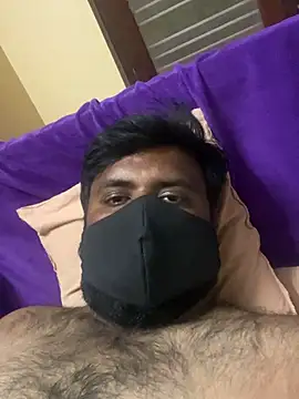 Snapshot of pavanappi098 chatting on 03.08.25 pavanappi098 online show from 03.08.25