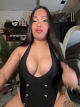 BigDominaMia online show from 03.15.26