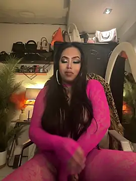 BigDominaMia online show from 05.25.26