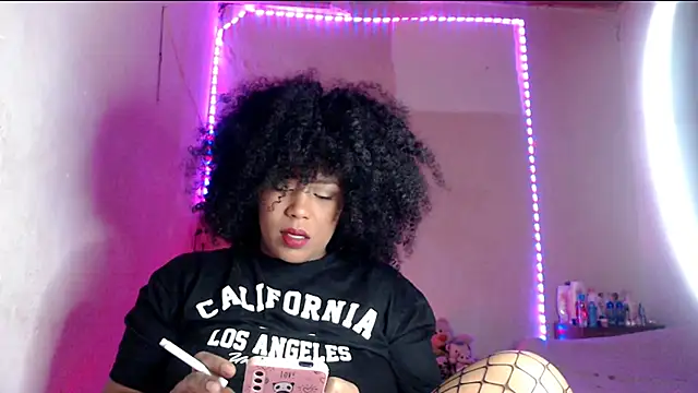 Snapshot of cherry_cleou chatting on 03.28.26 cherry cleou online show from 03.28.26