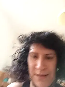 callmelouve online show from 12.05.25