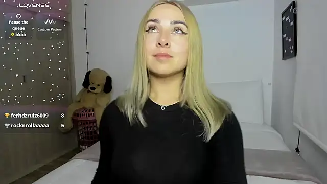 sophi mooreno online show from 12.11.24