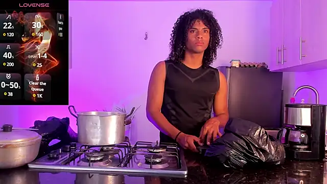 Snapshot of Lucas_eevans chatting on 01.28.25 Lucas eevans online show from 01.28.25