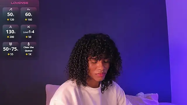 Snapshot of Lucas_eevans chatting on 09.22.25 Lucas eevans online show from 09.22.25