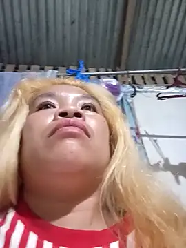 Snapshot of wet_babexxx chatting on 11.10.25 wet babexxx online show from 11.10.25