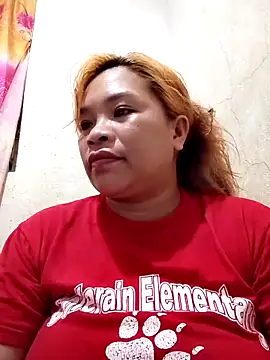 Snapshot of wet_babexxx chatting on 11.30.25 wet babexxx online show from 11.30.25