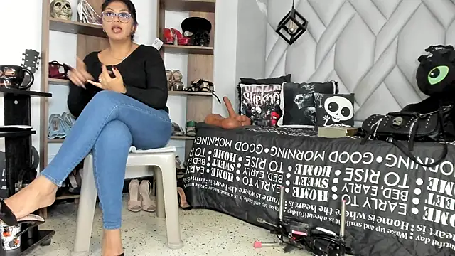 MirandaHaguen online show from 06.25.26