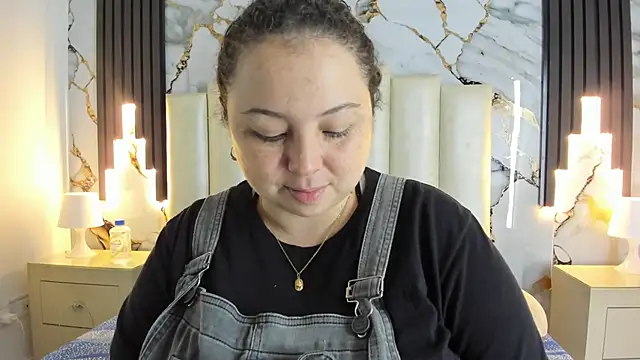 mollieblue69 online show from 02.23.25