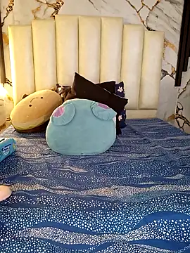 mollieblue69 online show from 04.25.26
