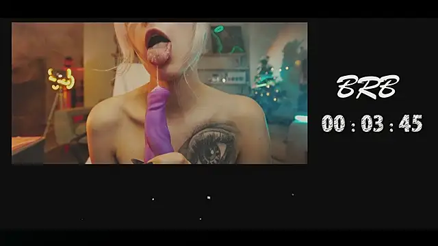 Snapshot of yourprettykate chatting on 12.20.24 yourprettykate online show from 12.20.24