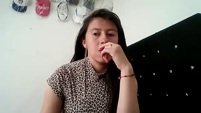 Snapshot of sandyquinnxx chatting on 12.02.25 sandyquinnxx online show from 12.02.25