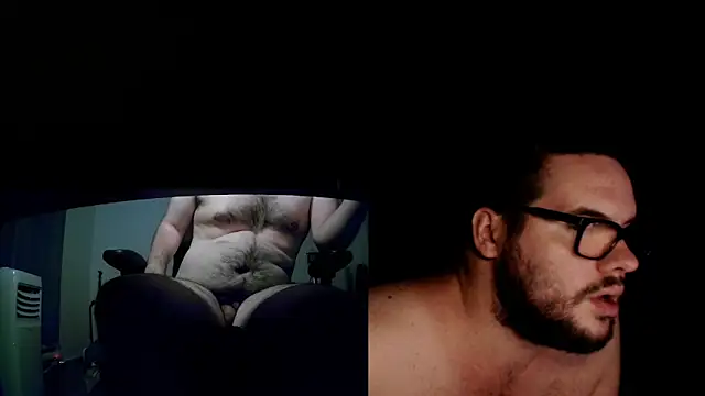 Snapshot of fck_boy123 chatting on 10.17.25 fck boy123 online show from 10.17.25